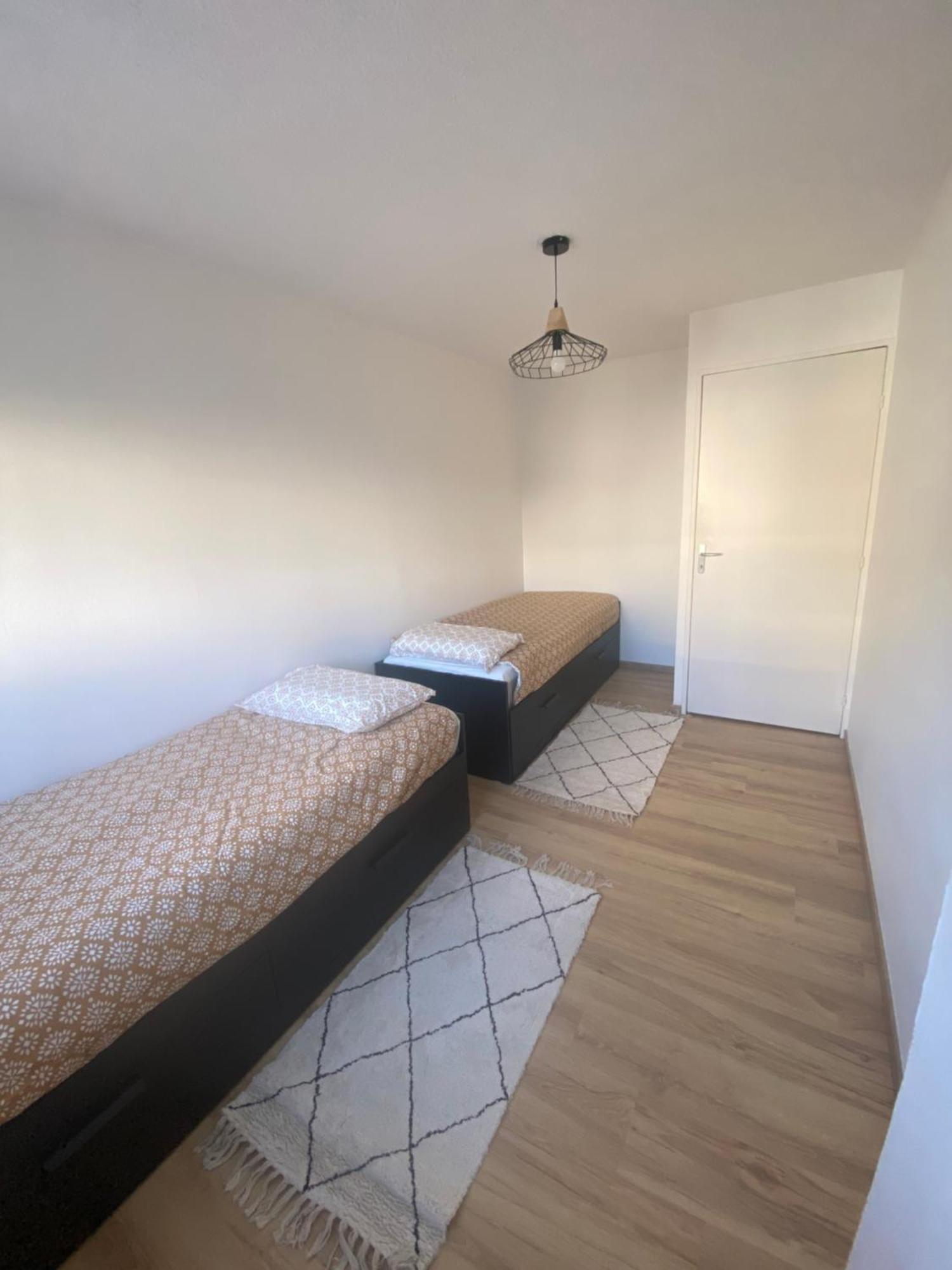 Spacieux Et Confortable - Centre Ville De Briancon - Serre-Chevalier - Garage Et Wifi Екстериор снимка