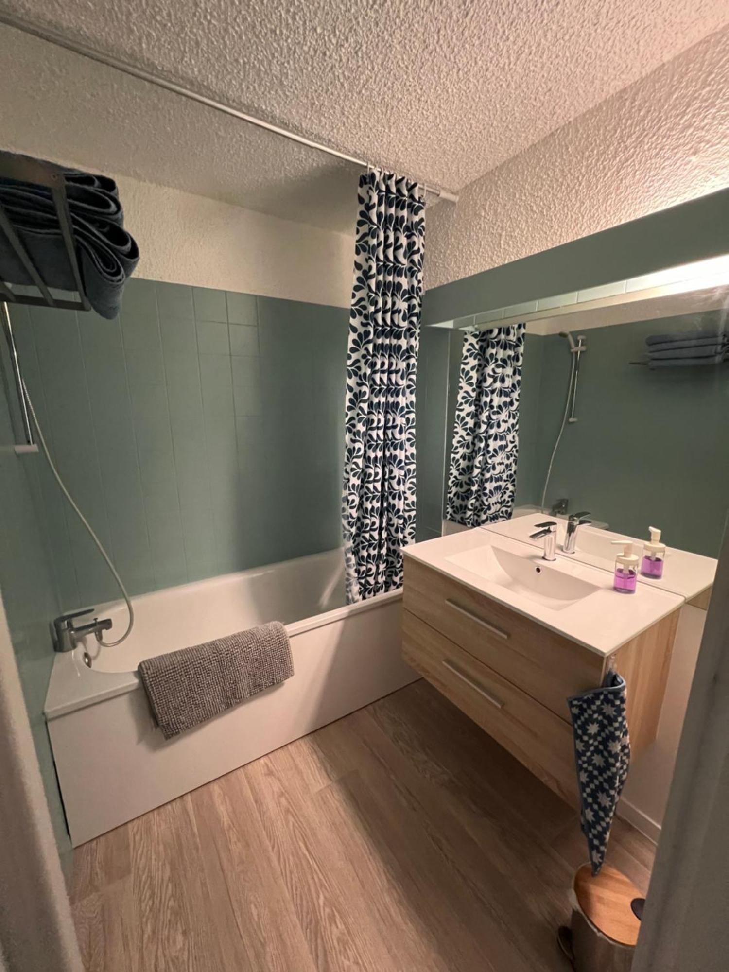 Spacieux Et Confortable - Centre Ville De Briancon - Serre-Chevalier - Garage Et Wifi Екстериор снимка